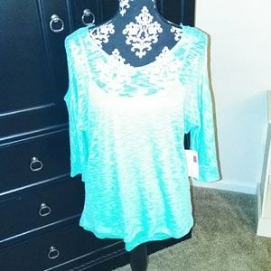 Gorgeous cold shoulder shirt